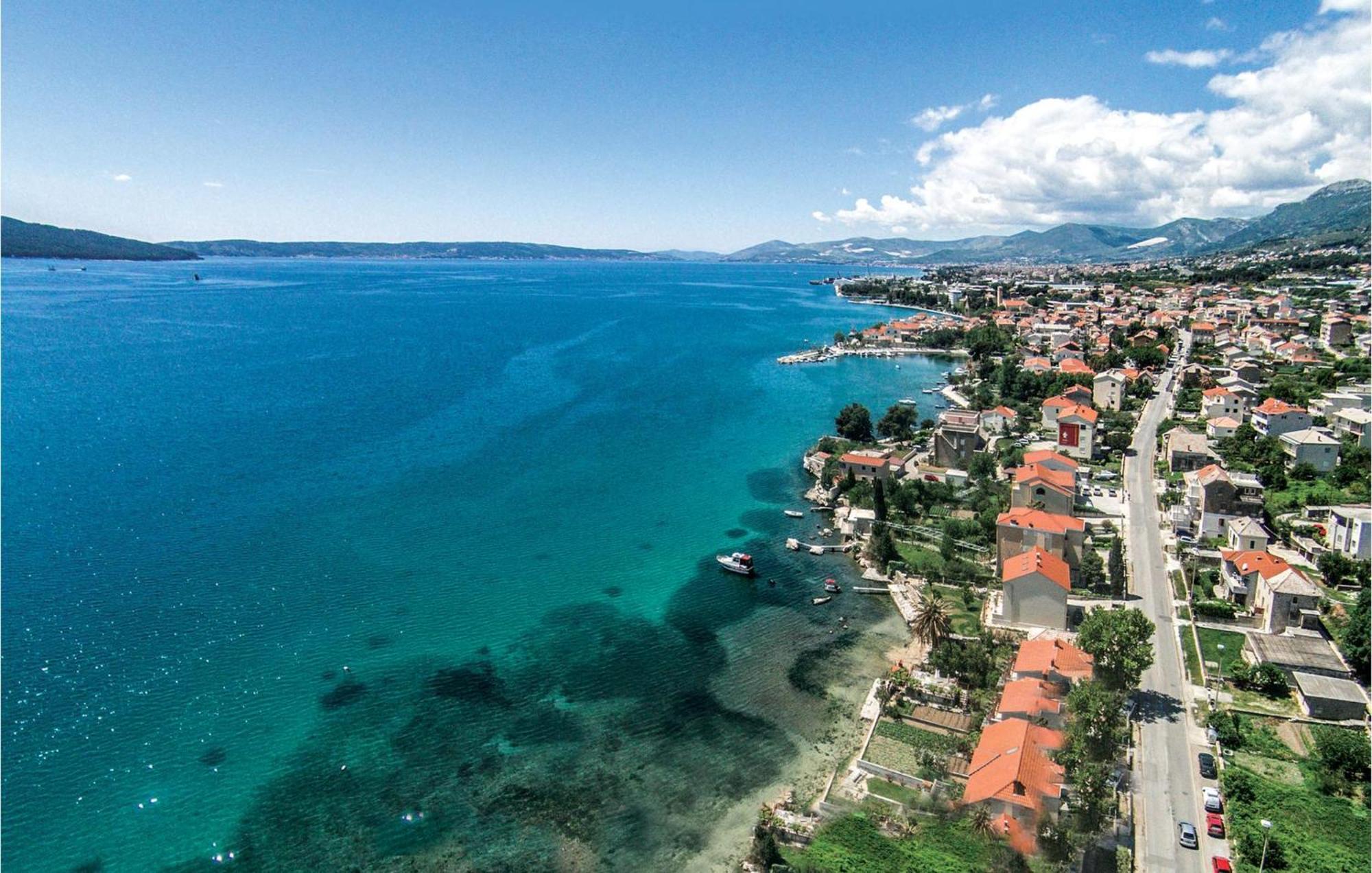 Nice Home In Kastel Sucurac With Wifi Каштела Экстерьер фото